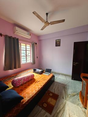 Fully furnished 2bhk apartment opposite Dakshineshwer Kali temple kolkata - Housity