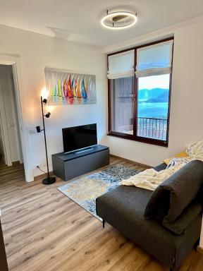 NEW Luxury Apartment - Menaggio - Housity