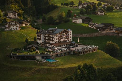 Rainell Dolomites Retreat - Housity
