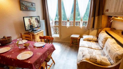 Magnifique studio au pied du télécabine d'Arrondaz et des pistes de ski - Housity