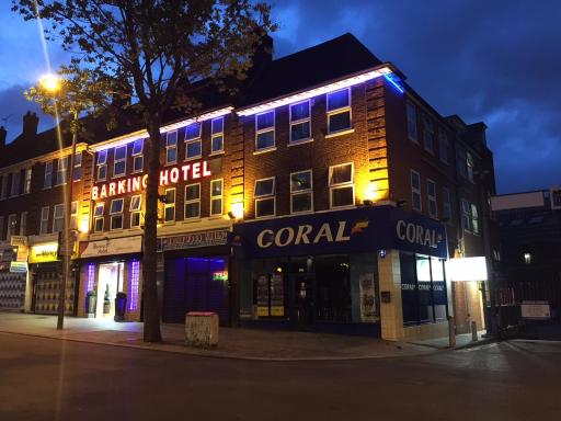 Barking Hotel - Housity