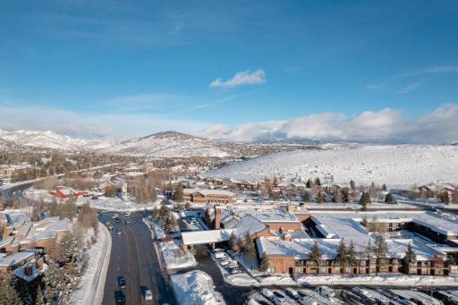 DoubleTree by Hilton Hotel Park City - The Yarrow - Housity