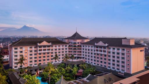 Melia Purosani Yogyakarta - Housity