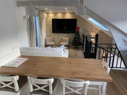 Duplex vieux marché quartier historique wifi/parking - Housity