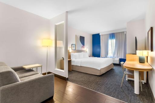 Spark by Hilton Pearland - Housity