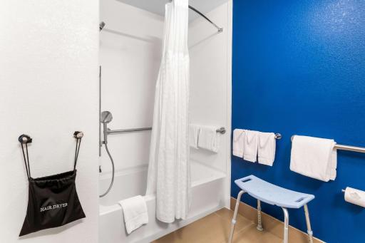 Spark by Hilton Pearland - Housity