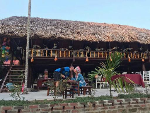 Bee Lucky Homestay - Housity