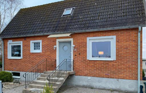 2 Bedroom Awesome Home In Rörvik - Housity