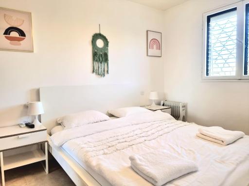 YaffoTLV Beach - Bright 2 Bedroom Apartment WITH SHELTER - Housity