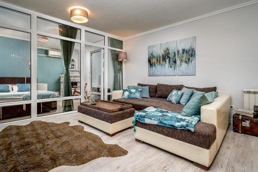 French House - Housity