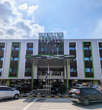 MAXONE Dumai - Housity