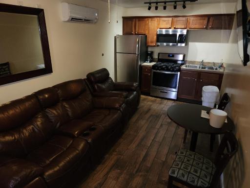 Jefferson Hills Motel - Housity