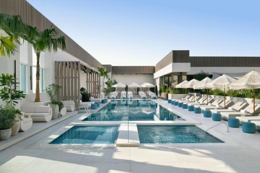 Sheraton Grand Hotel, Dubai - Housity