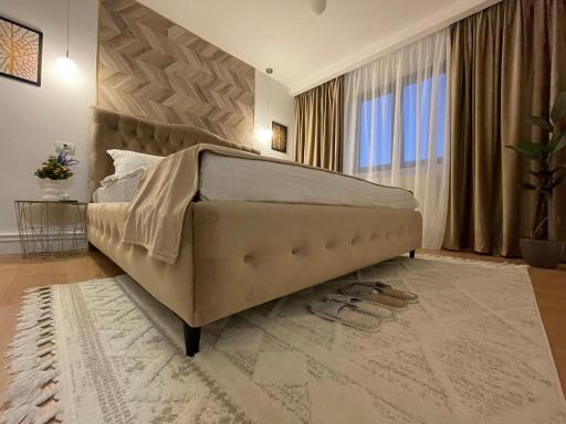 Casa cu Pitici - Housity