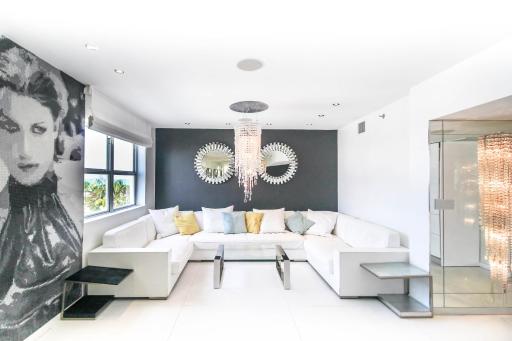 Casa Grande Suites on Ocean Drive - Housity