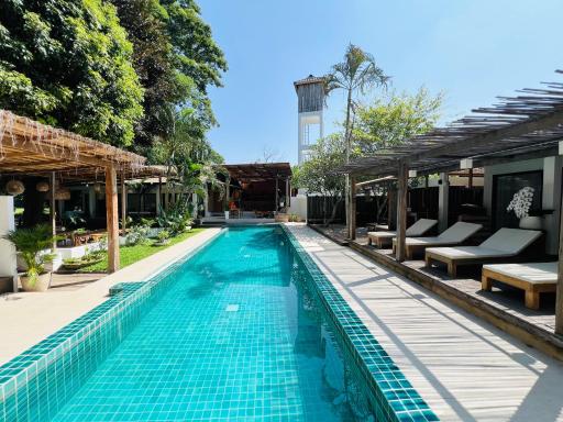 Veni Vana Valley - Housity