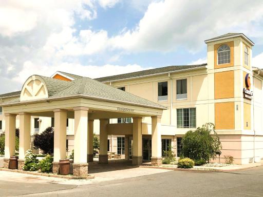 Comfort Inn & Suites Mount Pocono - Housity