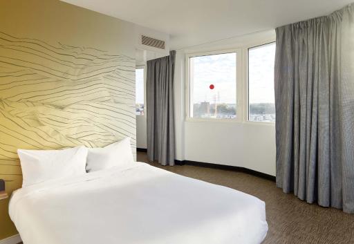 B&B HOTEL Massy Gare TGV - Housity