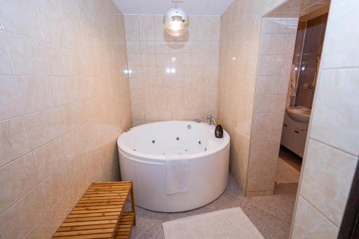 Noblesse Suite - Housity