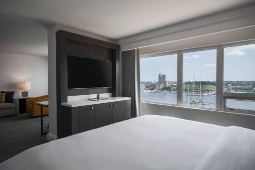 Renaissance Baltimore Harborplace Hotel - Housity