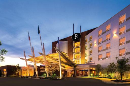 Renaissance Boston Patriot Place Hotel - Housity