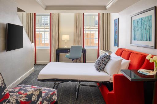 The Alexandrian Old Town Alexandria, Autograph Collection - Housity