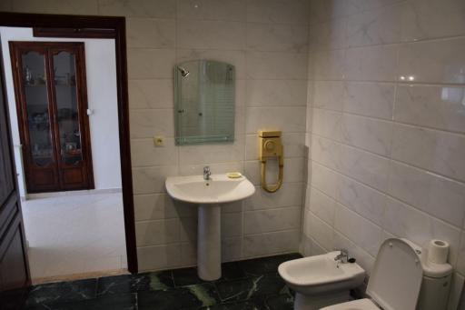 5 bedroom holiday Villa Yasmine, perfect for family holidays, near beaches - Housity