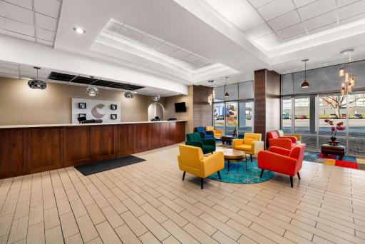 Comfort Inn & Suites Omaha Central - Housity