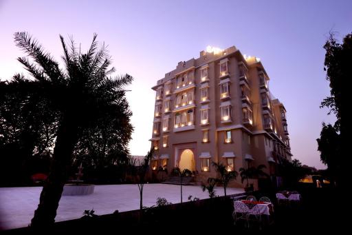 Satyam Palace Resort - Hizvo