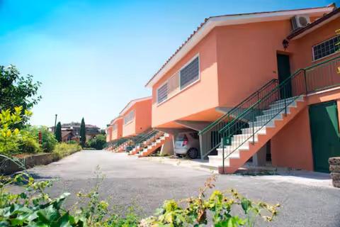 Rose Garden Park -Rose- Rome - Housity