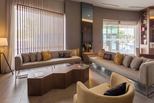 AC Hotel by Marriott Guadalajara Expo - Housity