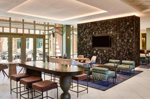 Renaissance Phoenix Glendale Hotel & Spa - Housity