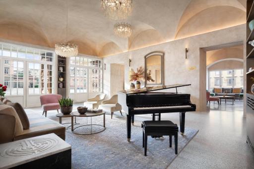 Grand Universe Lucca, Autograph Collection - Housity