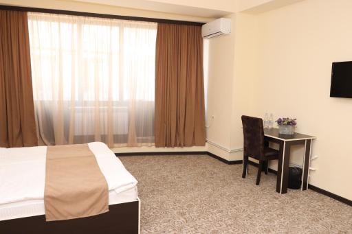 Yerevan Centre Hotel - Housity