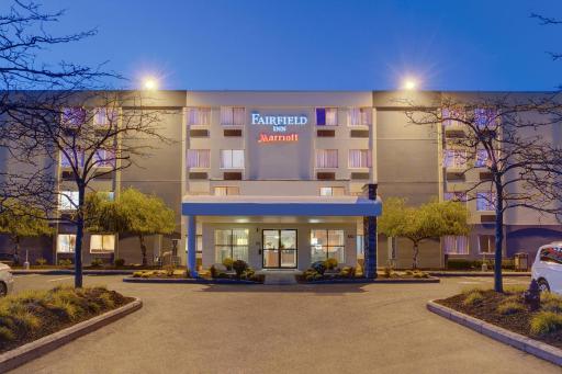 Fairfield Inn Portsmouth Seacoast - Housity