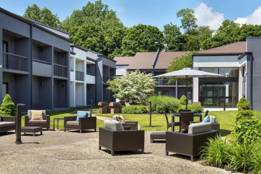 Courtyard by Marriott Poughkeepsie - Housity