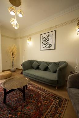 Islamic Artsy Apartment in Downtown Cairo - Hizvo