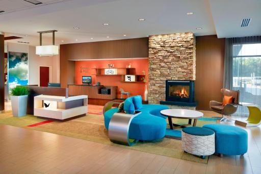 Fairfield Inn & Suites by Marriott Hendersonville Flat Rock - Housity
