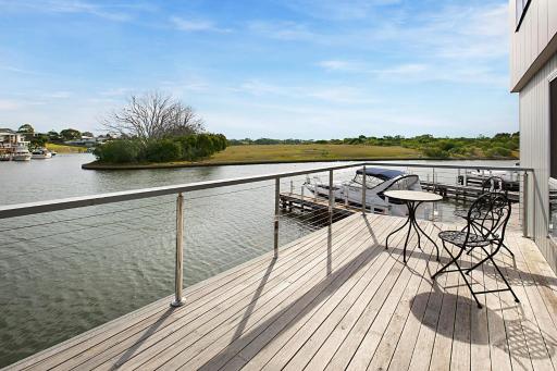Pier 37 - Housity