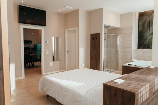 Wine & Wellness - Housity