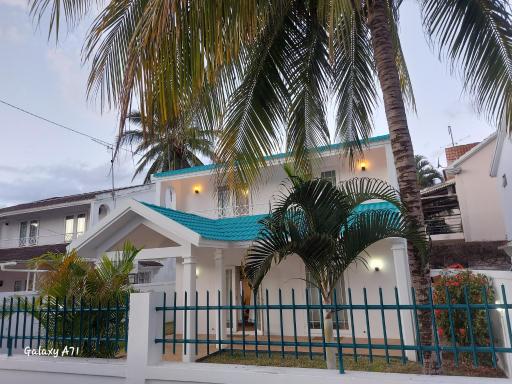 Holiday Home close to the BEACH - Housity