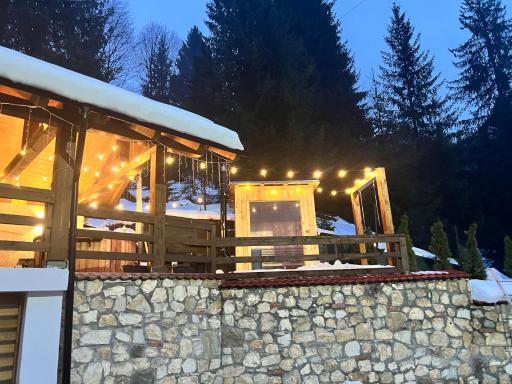 Cabana Rose House - Housity