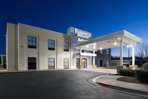 Fairfield Inn & Suites by Marriott Santa Fe - Housity