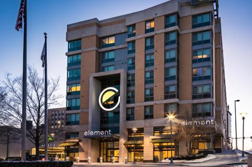 Element Omaha Midtown Crossing - Housity