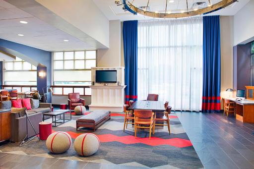 Four Points by Sheraton Philadelphia Airport - Hizvo