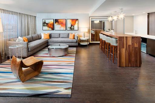 Dallas Marriott Suites Medical/Market Center - Housity