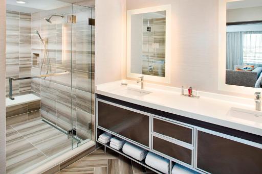 Dallas Marriott Suites Medical/Market Center - Housity