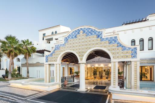 Pine Cliffs Hotel, a Luxury Collection Resort, Algarve - Housity