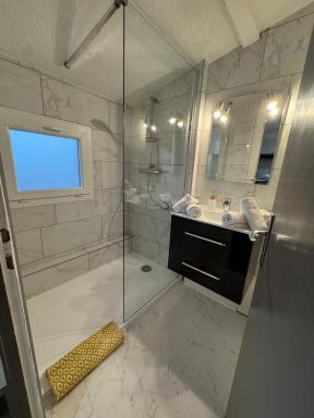 Joli T1 3* rénové mars 2022 proche lac et ville - Housity