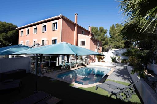 Hotel La Tuiliere - Housity